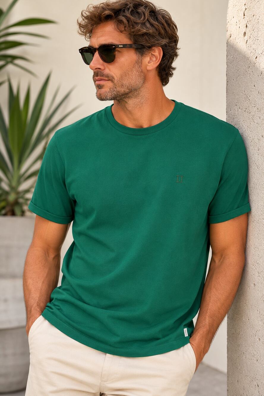 Les Deux Norregaard Contrast L T-Shirt Mens Green Organic Cotton Minimalist Logo